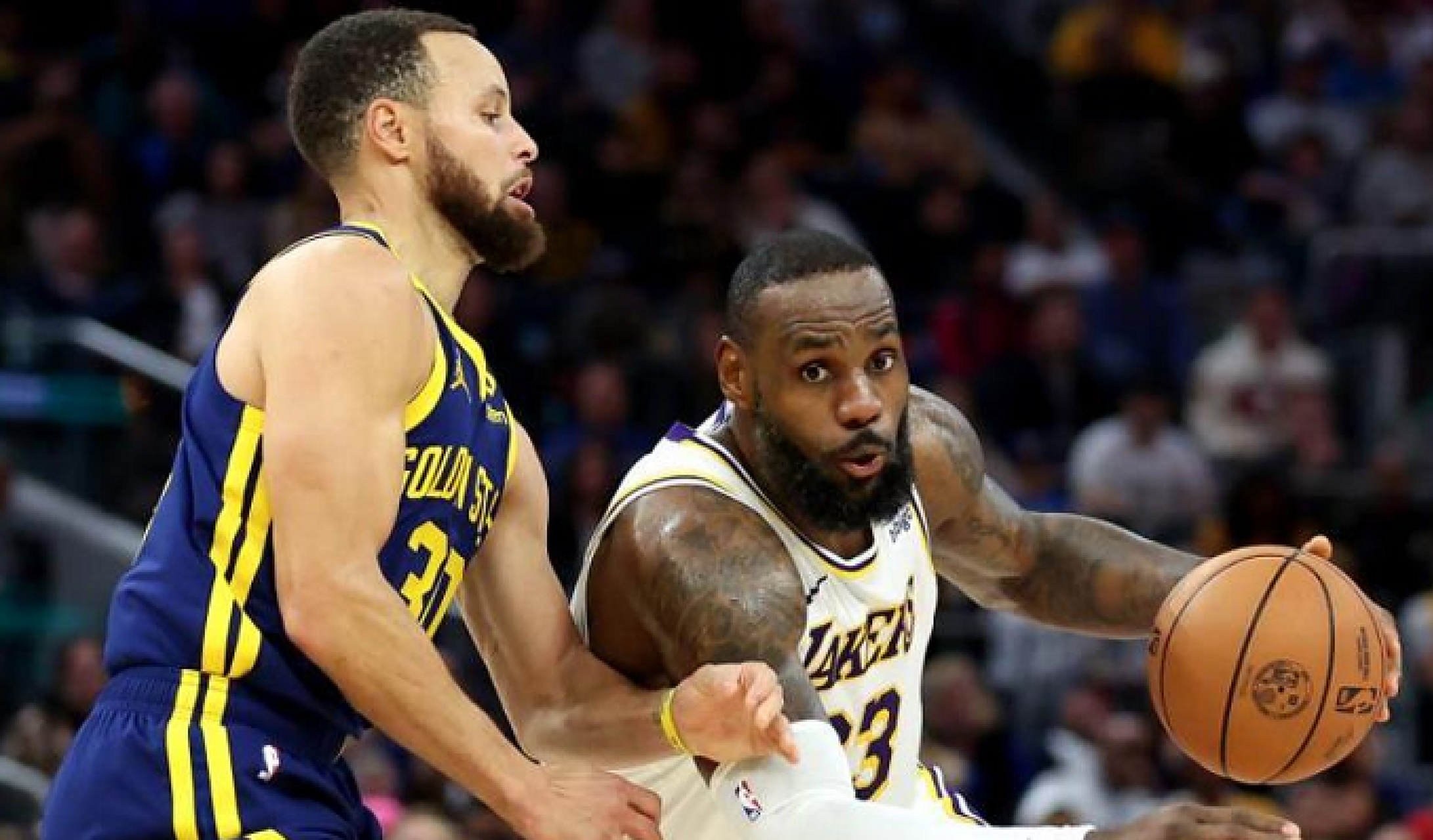 关于浓眉哥巅峰对决，库里与60激战篮网分钟，赛事规则更新胜负难料！的信息