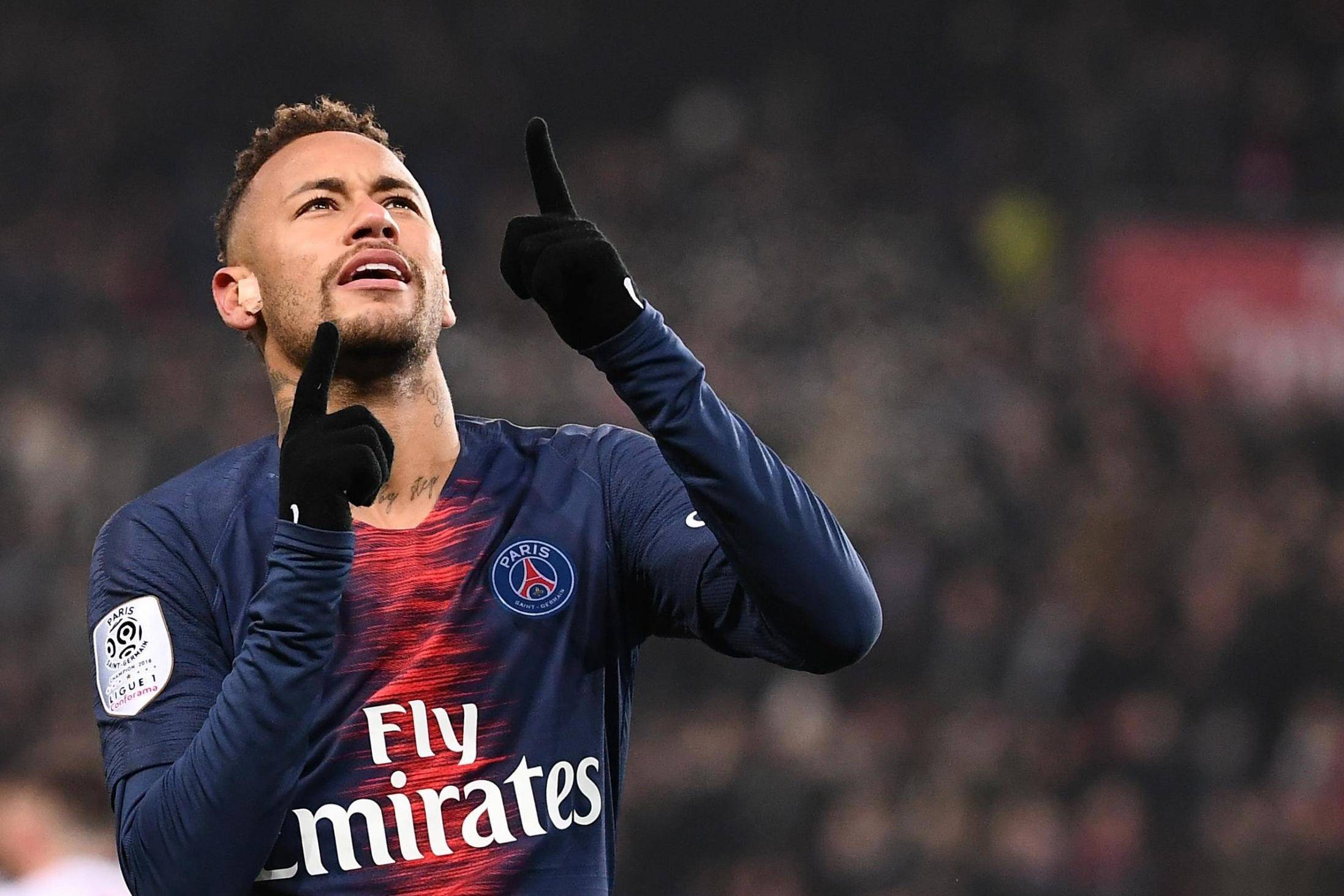 内马尔新星高光表现表现惊艳，FPX未来可期！的简单介绍