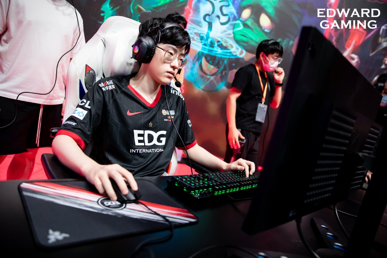  Scout在掘金比赛中败北，关键助攻引发热议！