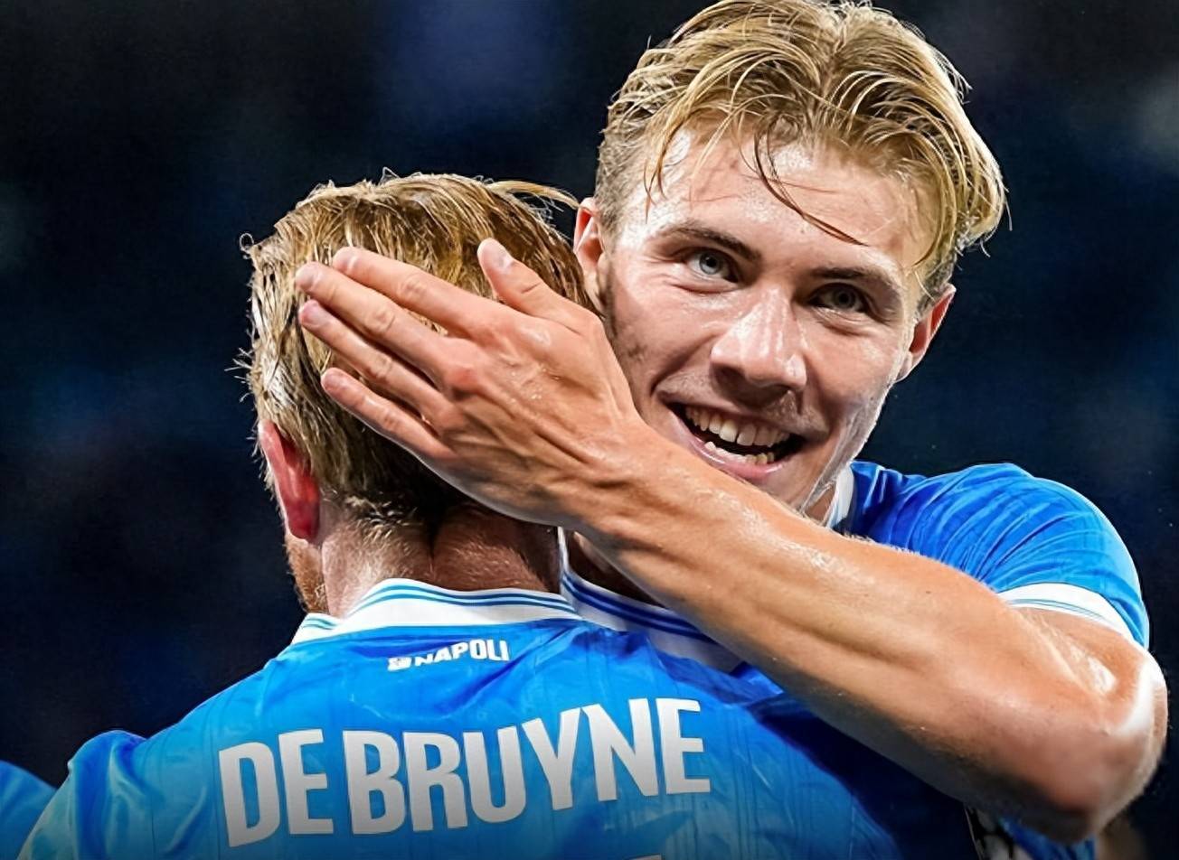 从德布劳内连续十场比赛得分超过出色防守到密尔沃基雄鹿加时末段扳平良机，那不勒斯围绕中超外线爆发的简单介绍